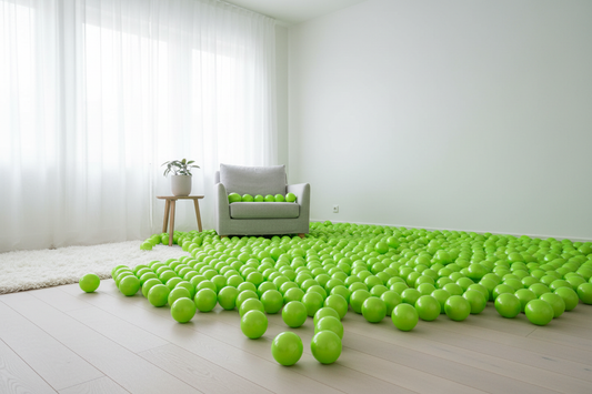 Metallic limoen ballenbakballen in lichte insta kamer