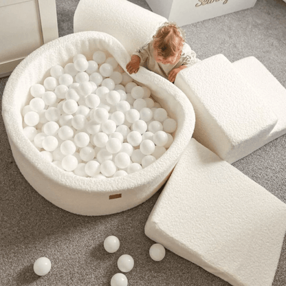 Foamblokken bouclé speelset voor kinderen met ballenbak wit